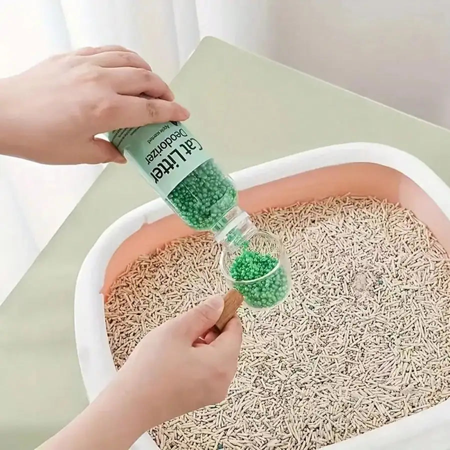 Natural Plant-Based Cat Litter Deodorizer Beads for a Clean and Fragrant Pet Environment